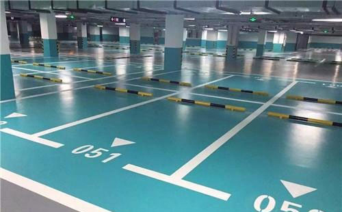 吐鲁番吐鲁番环氧地坪中涂：构筑坚固地面的关键环节